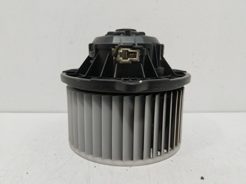 Recambio de motor calefaccion para hyundai ix35 classic 2wd referencia OEM IAM F00S3B2441  