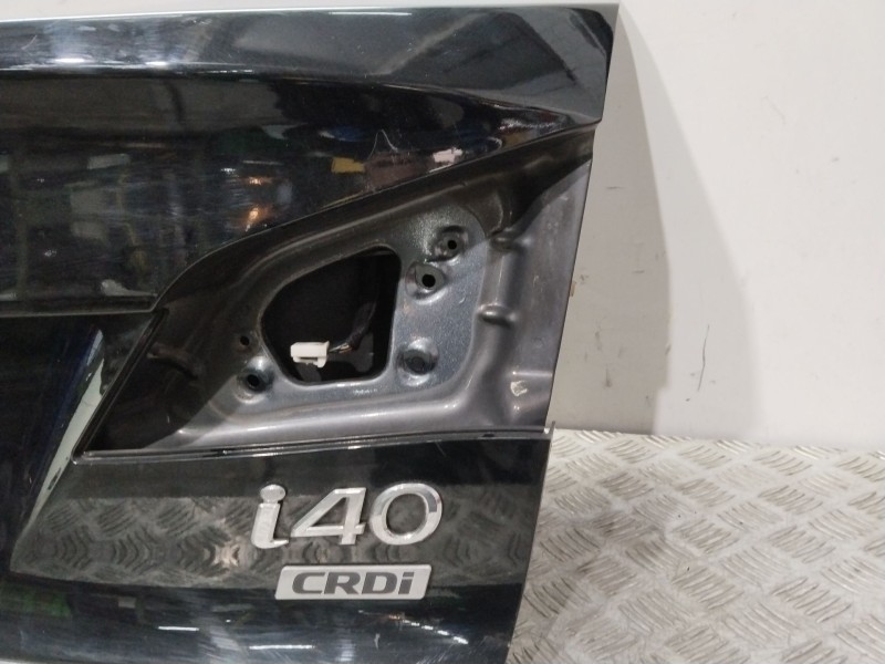 Recambio de tapa maletero para hyundai i40 cab bluedrive referencia OEM IAM 692003Z310  NEGRO
