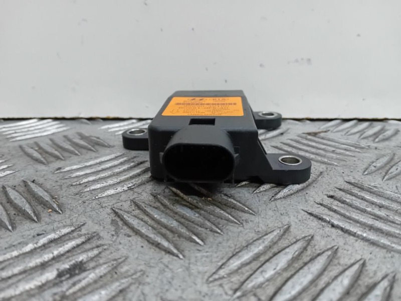 Recambio de centralita motor uce para hyundai i40 cab bluedrive referencia OEM IAM 956903V100  