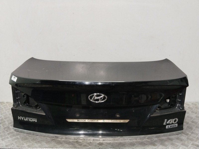 Recambio de tapa maletero para hyundai i40 cab bluedrive referencia OEM IAM 692003Z310  COLOR:NEGRO