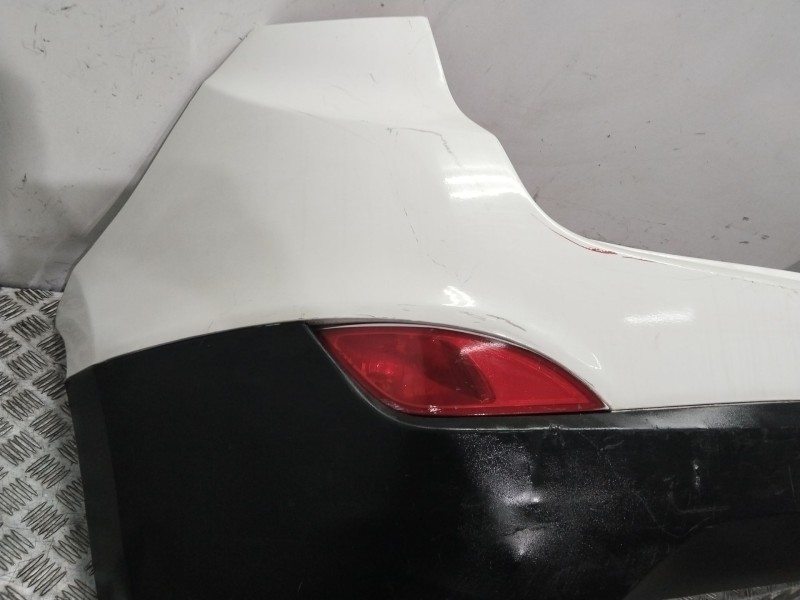 Recambio de paragolpes trasero para hyundai ix35 classic 2wd referencia OEM IAM 866112Y000  BLANCO