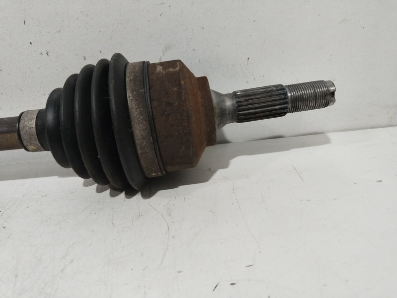 Recambio de transmision delantera derecha para citroën c3 1.1 sx plus referencia OEM IAM 9638016480  