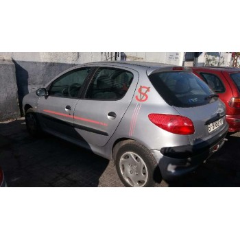 PEUGEOT 206 BERLINA
