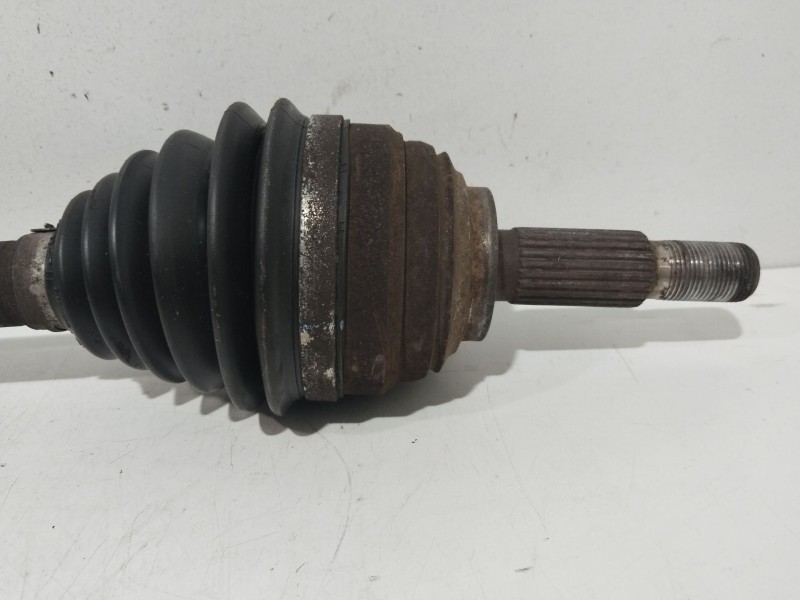 Recambio de transmision delantera izquierda para renault megane ii berlina 5p authentique referencia OEM IAM 8200264667  