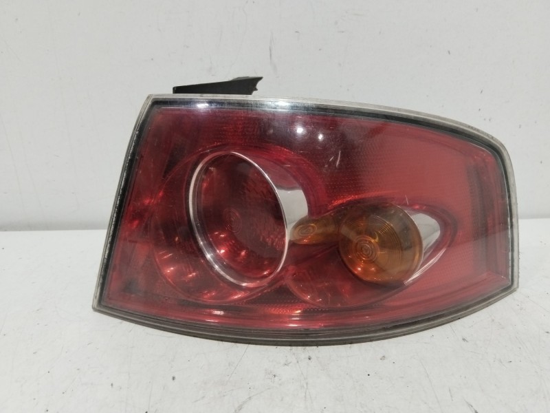 Recambio de piloto trasero derecho para seat ibiza (6l1) stella referencia OEM IAM 6L6945096A  