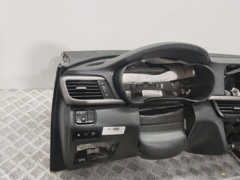 Recambio de salpicadero para kia optima concept referencia OEM IAM 84710D47000WK  