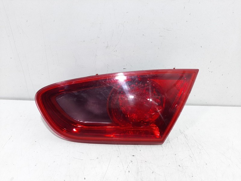 Recambio de piloto porton trasero derecho para seat leon (1p1) comfort limited referencia OEM IAM 89320301  