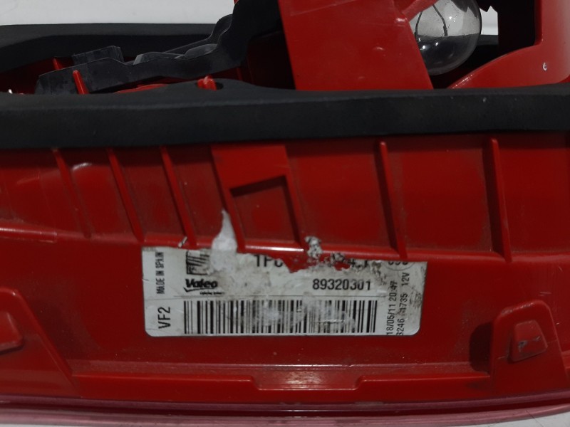 Recambio de piloto porton trasero derecho para seat leon (1p1) comfort limited referencia OEM IAM 89320301  