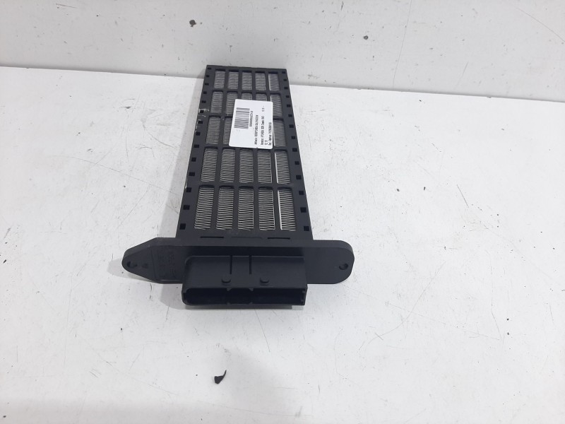 Recambio de resistencia calefaccion para hyundai ix35 classic 2wd referencia OEM IAM 710260390100  