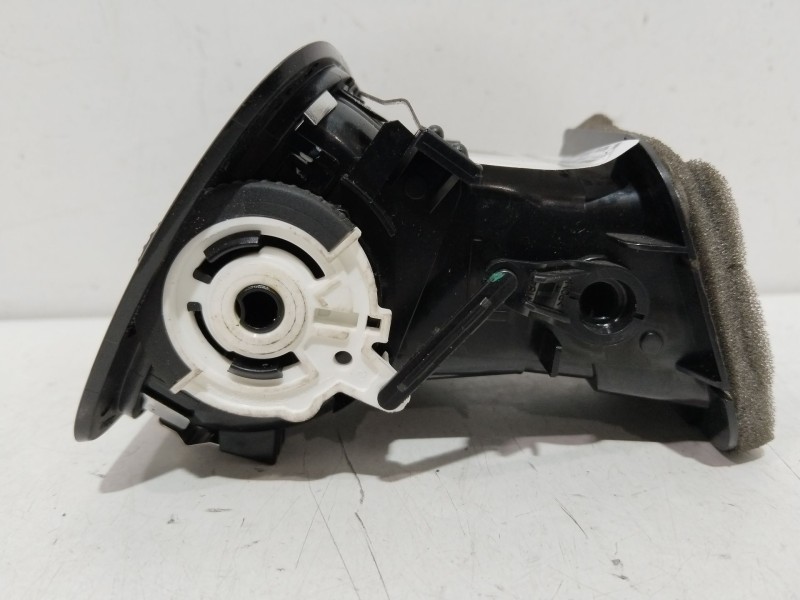 Recambio de rejilla aireadora para volkswagen polo (6r1) advance referencia OEM IAM 6RF819703C  