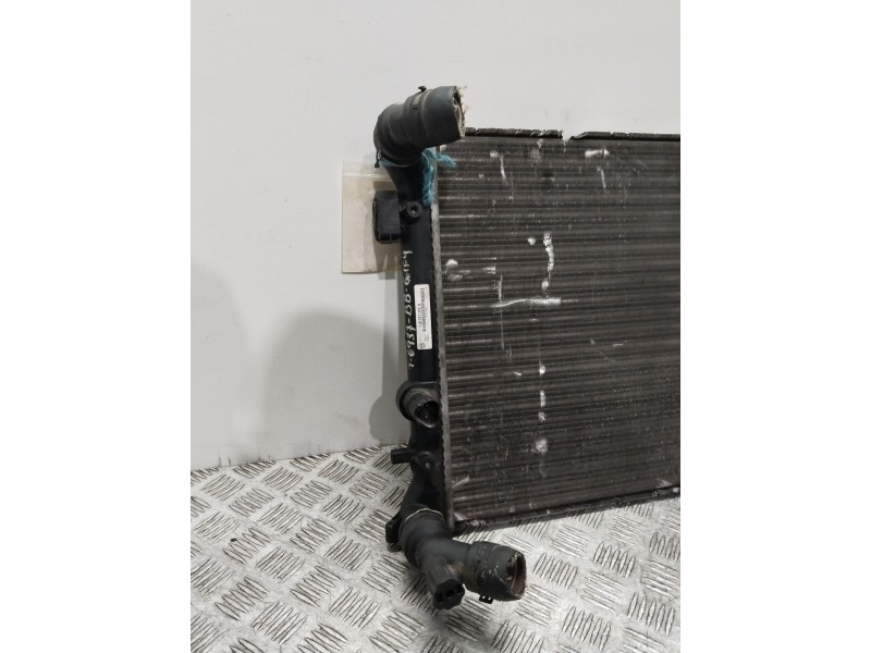 Recambio de radiador agua para volkswagen golf iv berlina (1j1) 25 aniversario referencia OEM IAM 1J0121253N   Recambio de radiador agua para volkswagen golf iv berlina (1j1) 25 aniversario referencia OEM IAM 1J0121253N