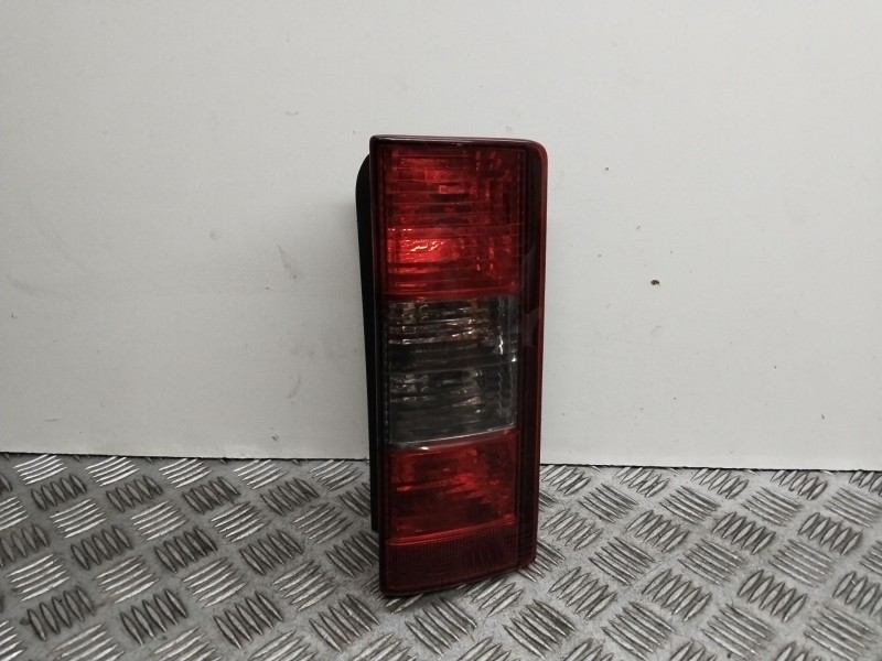 Recambio de piloto trasero derecho para opel combo (corsa c) familiar referencia OEM IAM   