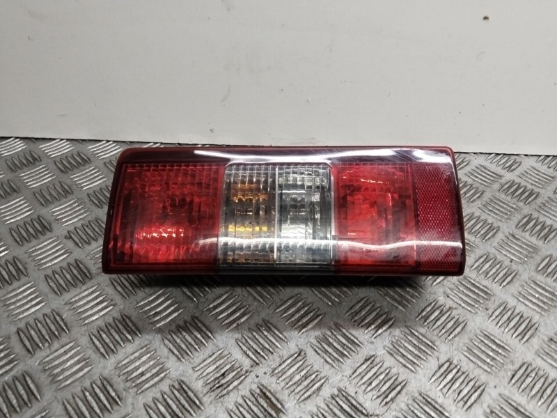 Recambio de piloto trasero derecho para opel combo (corsa c) familiar referencia OEM IAM   