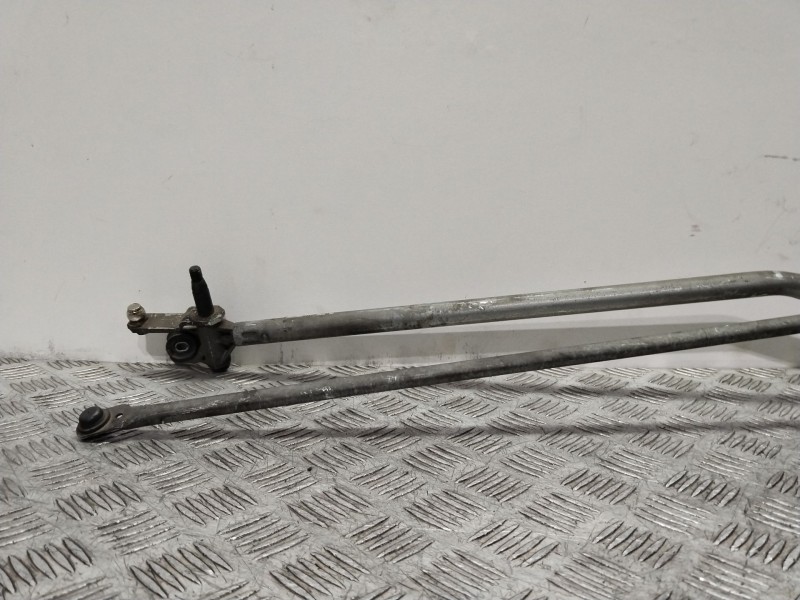 Recambio de motor limpia delantero para peugeot 308 sport referencia OEM IAM 0390241869  