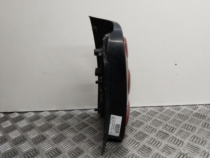 Recambio de piloto trasero derecho para smart coupe básico (45kw) referencia OEM IAM 423132R  