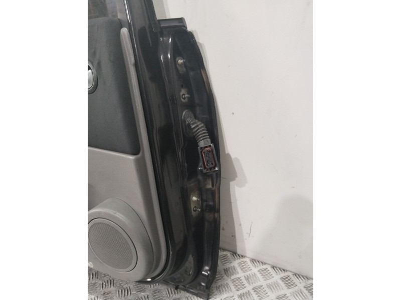 Recambio de puerta trasera izquierda para renault scenic ii authentique referencia OEM IAM 7751474832  NEGRO