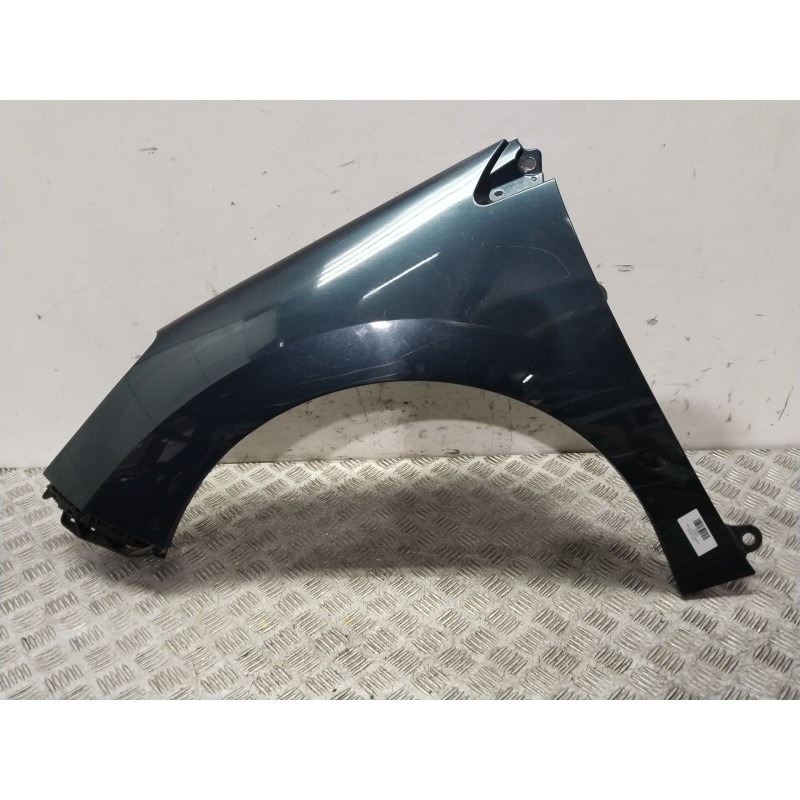 Recambio de aleta delantera izquierda para peugeot 308 sw envy referencia OEM IAM SLV7840W1  NEGRO