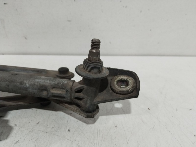 Recambio de motor limpia delantero para opel vectra b berlina cd referencia OEM IAM 0390241142  