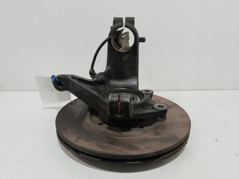 Recambio de mangueta delantera izquierda para peugeot 206 berlina gti referencia OEM IAM   