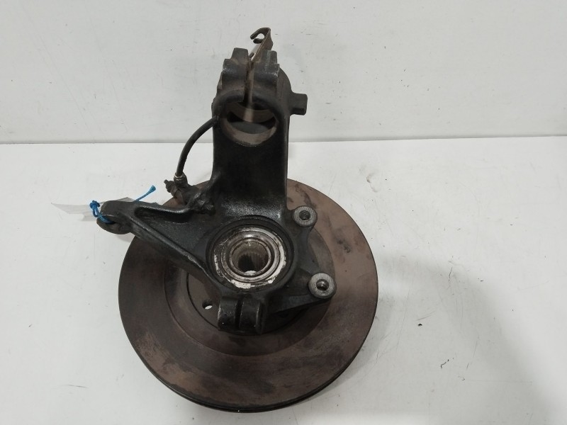 Recambio de mangueta delantera izquierda para peugeot 206 berlina gti referencia OEM IAM   