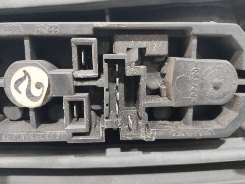 Recambio de piloto trasero derecho para volvo s70 berlina 2.4 / 2.5 (103kw / 106kw) referencia OEM IAM   