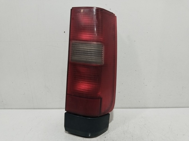 Recambio de piloto trasero derecho para volvo s70 berlina 2.4 / 2.5 (103kw / 106kw) referencia OEM IAM   