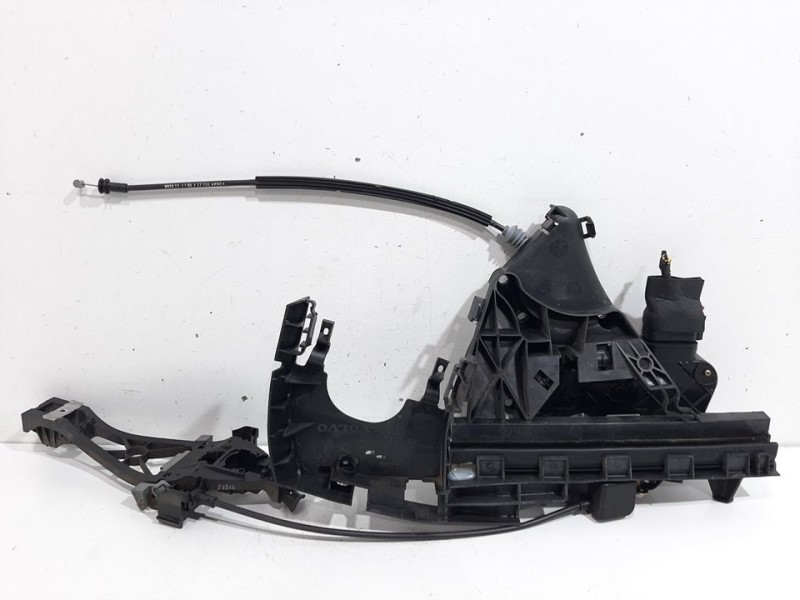 Recambio de cerradura puerta delantera derecha para volvo s40 berlina 2.4i kinetic referencia OEM IAM 31253658  