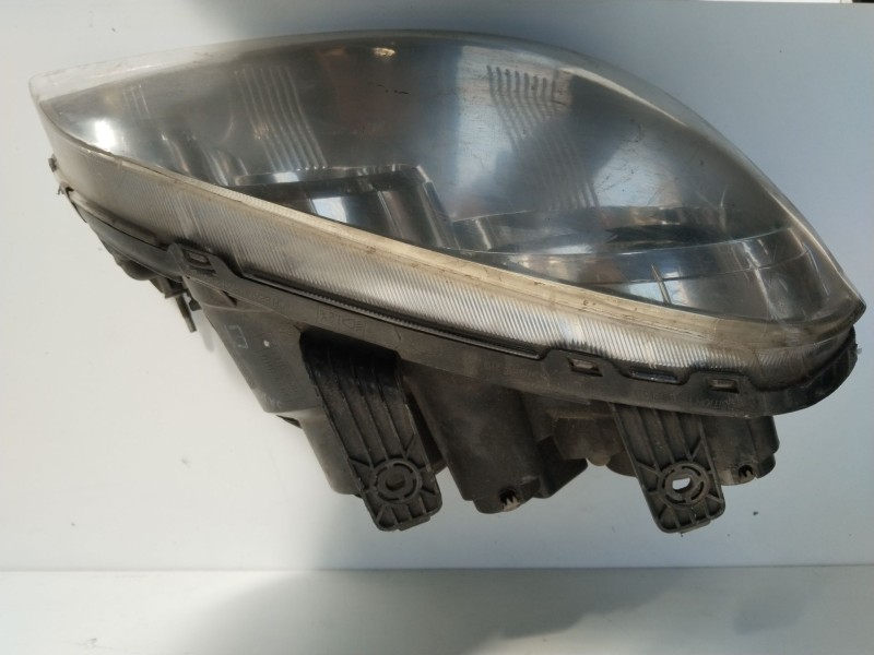 Recambio de faro derecho para daewoo nubira berlina se referencia OEM IAM 96458810  