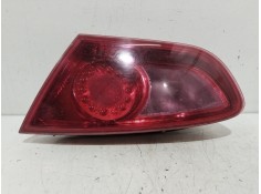 Recambio de piloto porton trasero derecho para seat leon (1p1) reference referencia OEM IAM 89320301  