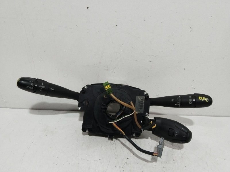 Recambio de mando multifuncion para peugeot 207 sport referencia OEM IAM 96630718XT5  