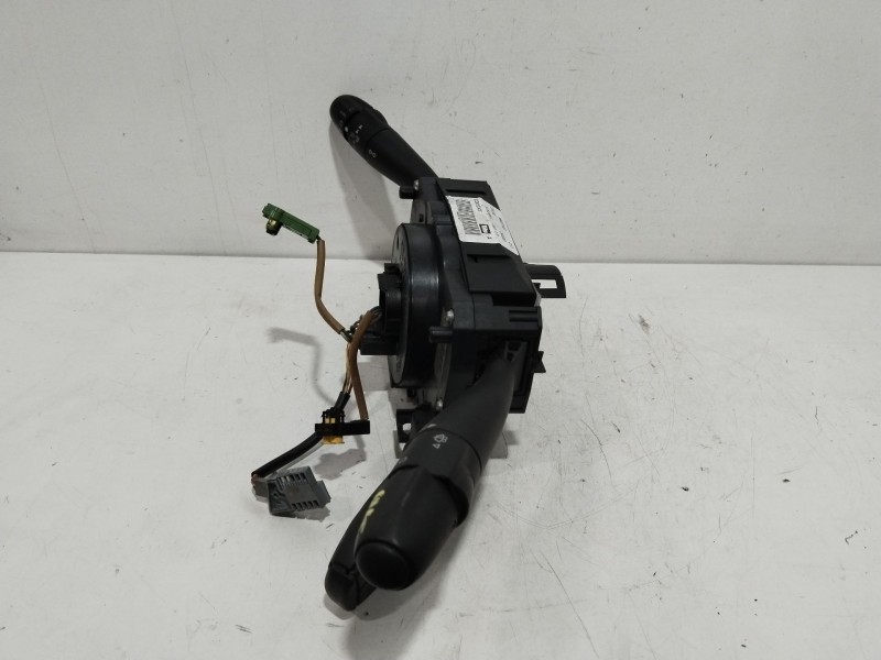 Recambio de mando multifuncion para peugeot 207 sport referencia OEM IAM 96630718XT5  