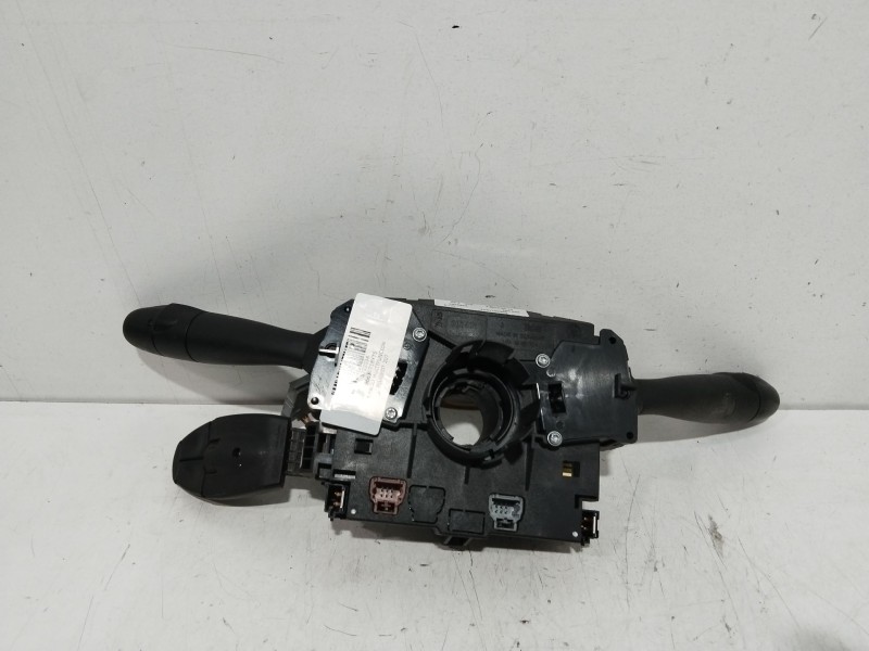 Recambio de mando multifuncion para peugeot 207 sport referencia OEM IAM 96630718XT5  