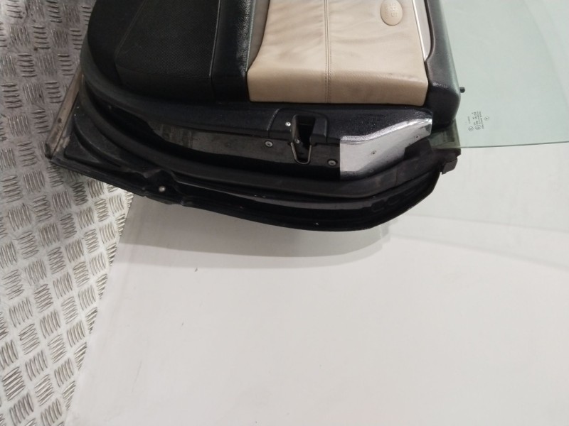 Recambio de puerta delantera derecha para hyundai getz (tb) 1.5 crdi gls referencia OEM IAM 760041C020  NEGRO