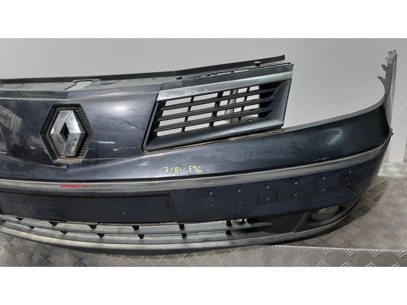 Recambio de paragolpes delantero para renault vel satis (bj0) grand confort referencia OEM IAM  NEGRO 
