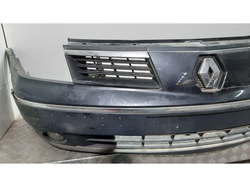 Recambio de paragolpes delantero para renault vel satis (bj0) grand confort referencia OEM IAM  NEGRO 