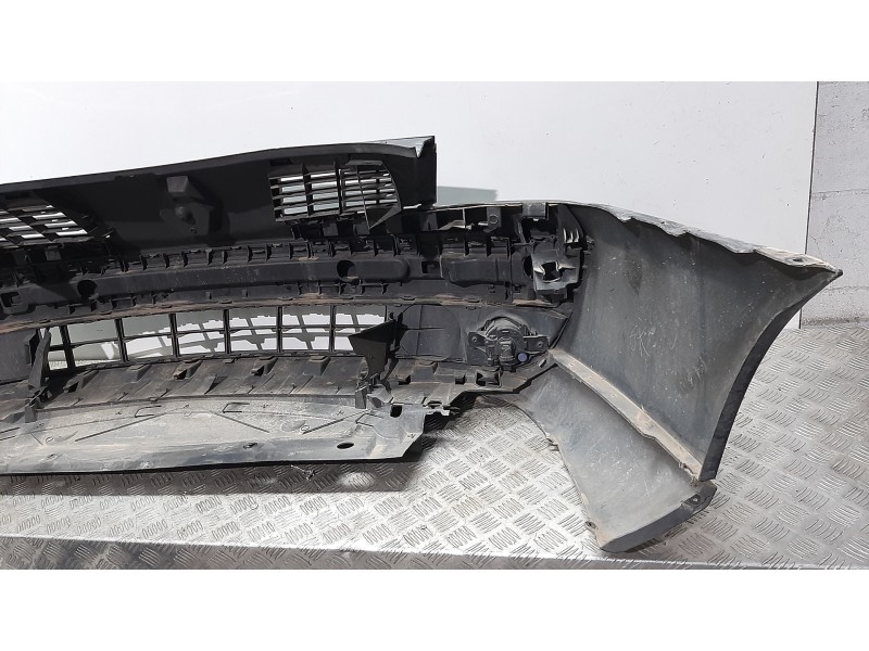 Recambio de paragolpes delantero para renault vel satis (bj0) grand confort referencia OEM IAM  NEGRO 