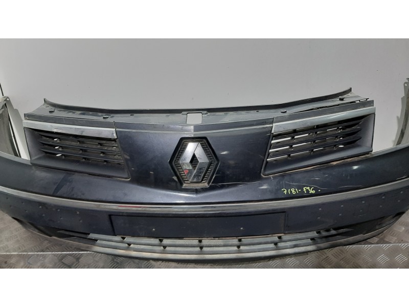 Recambio de paragolpes delantero para renault vel satis (bj0) grand confort referencia OEM IAM  NEGRO 