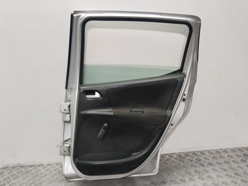 Recambio de puerta trasera derecha para peugeot 207 confort referencia OEM IAM 9008S6  PLATA