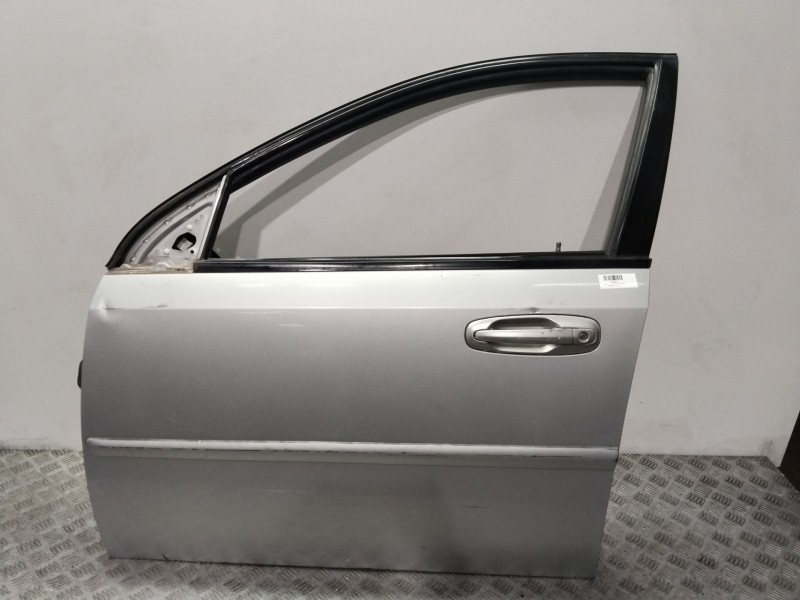 Recambio de puerta delantera izquierda para chevrolet lacetti se referencia OEM IAM 96547851  