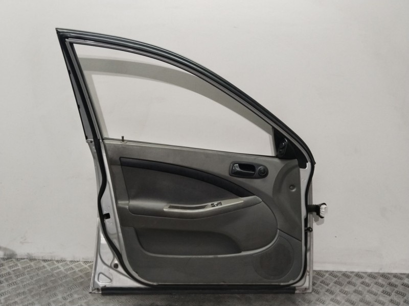 Recambio de puerta delantera izquierda para chevrolet lacetti se referencia OEM IAM 96547851  