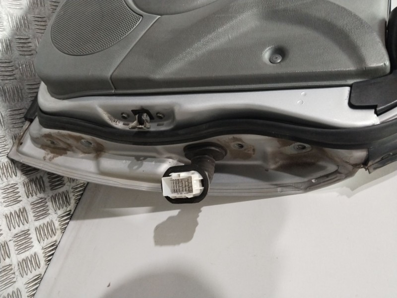 Recambio de puerta delantera izquierda para chevrolet lacetti se referencia OEM IAM 96547851  