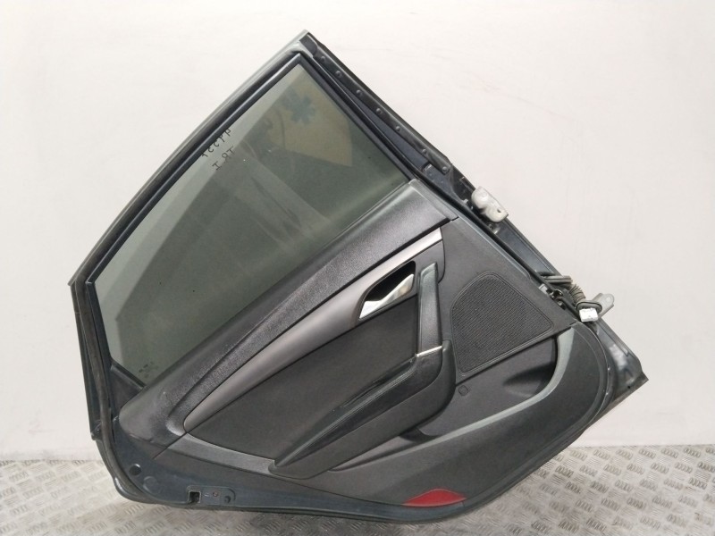 Recambio de puerta trasera izquierda para hyundai i40 cab bluedrive referencia OEM IAM 770033Z300  GRIS