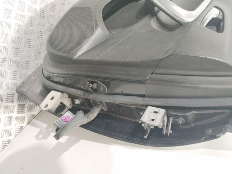 Recambio de puerta trasera izquierda para opel insignia berlina sportive referencia OEM IAM 22796347  NEGRA