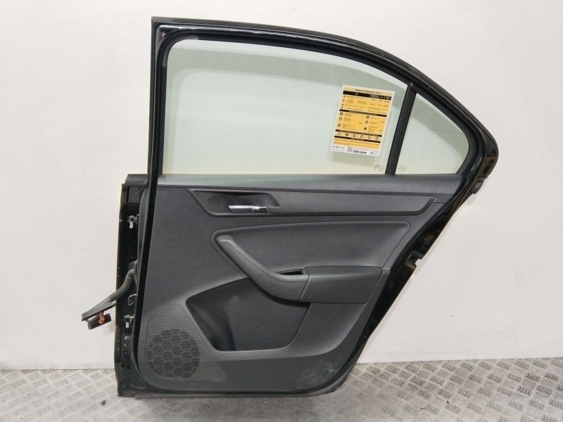 Recambio de puerta trasera derecha para seat toledo (kg3) reference referencia OEM IAM 5JA833052C  AMAILLO