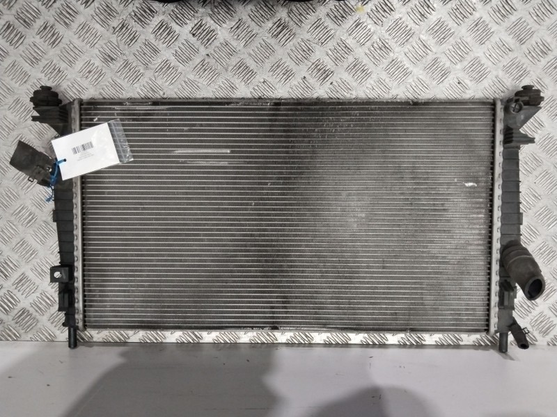 Recambio de radiador agua para mazda 3 berlina (bk) 1.6 crdt active referencia OEM IAM 3M5H8005TL  