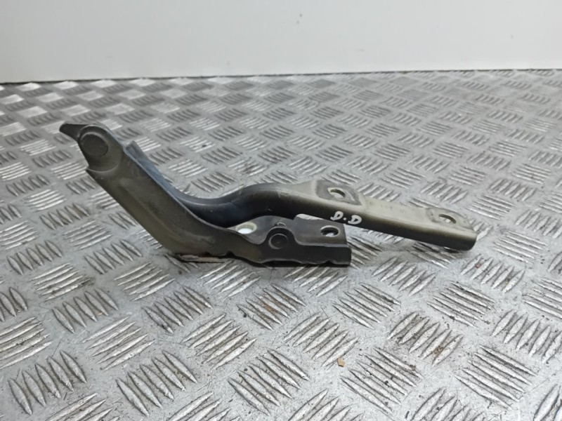 Recambio de bisagra capot derecha para hyundai i40 cab bluedrive referencia OEM IAM 791203Z000  