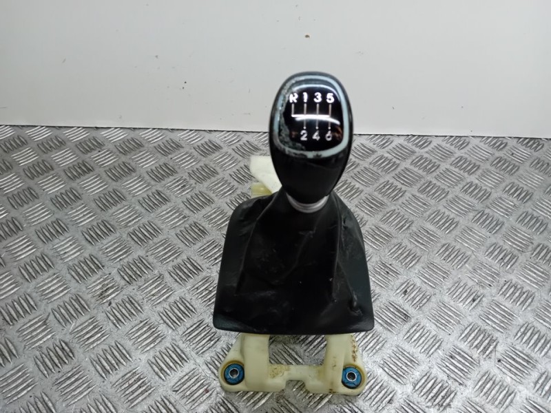 Recambio de palanca cambio para hyundai i40 cab bluedrive referencia OEM IAM   