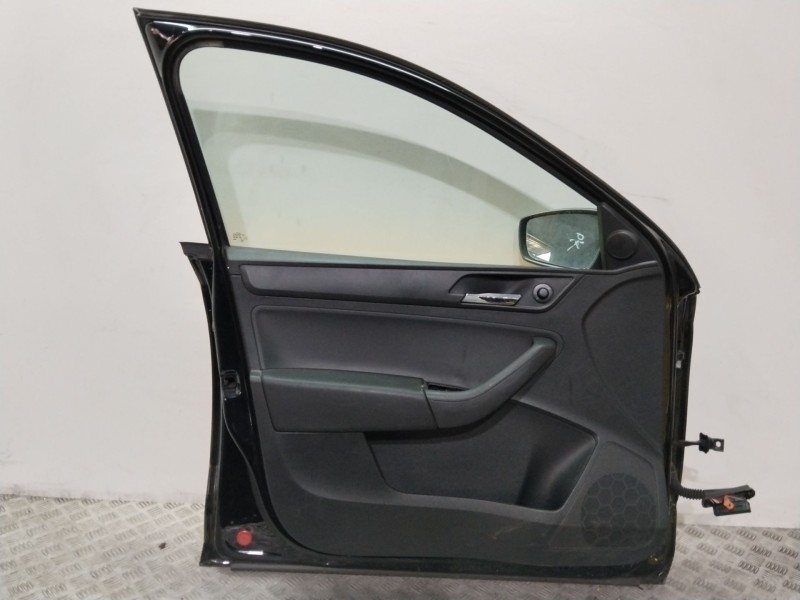 Recambio de puerta delantera izquierda para seat toledo (kg3) reference referencia OEM IAM 5JA831051C  AMARILLO