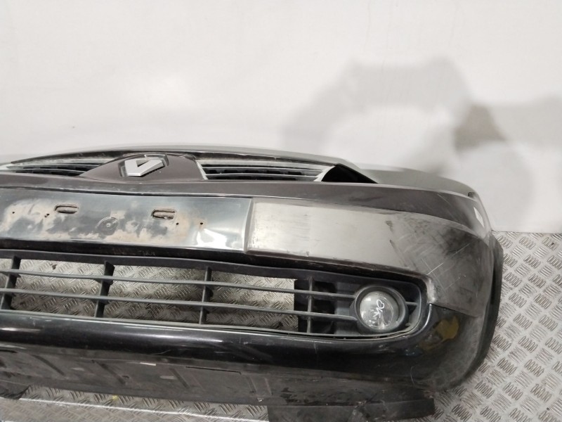 Recambio de paragolpes delantero para renault grand scenic jmj4 referencia OEM IAM 620225303R  NEGRO