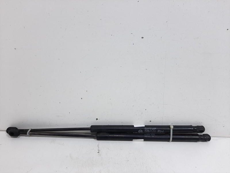 Recambio de amortiguadores maletero / porton para ssangyong kyron 200 xdi limited referencia OEM IAM 7146009000  